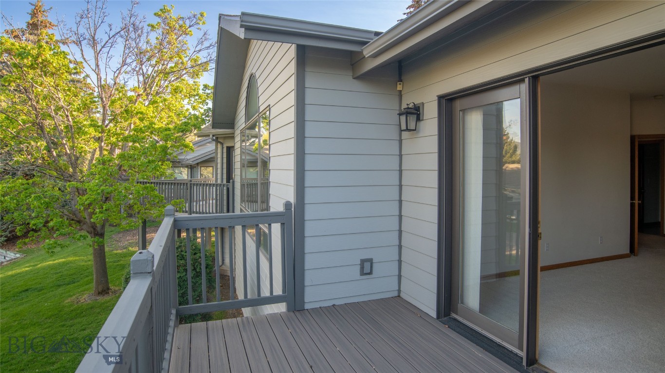 Highwood Est condo - Residential