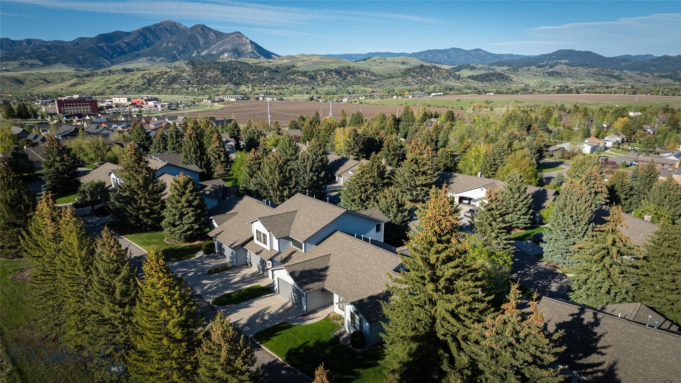Highwood Est condo - Residential