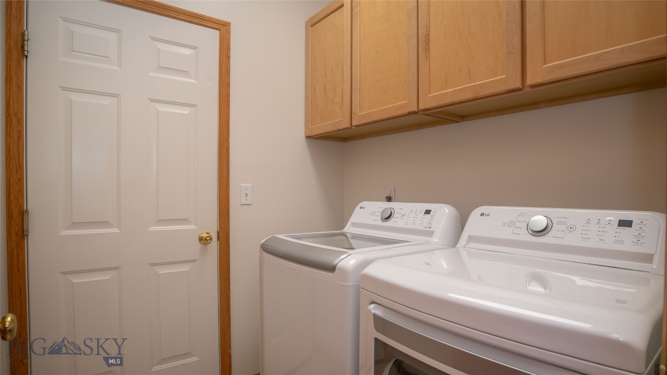 Highwood Est condo - Residential