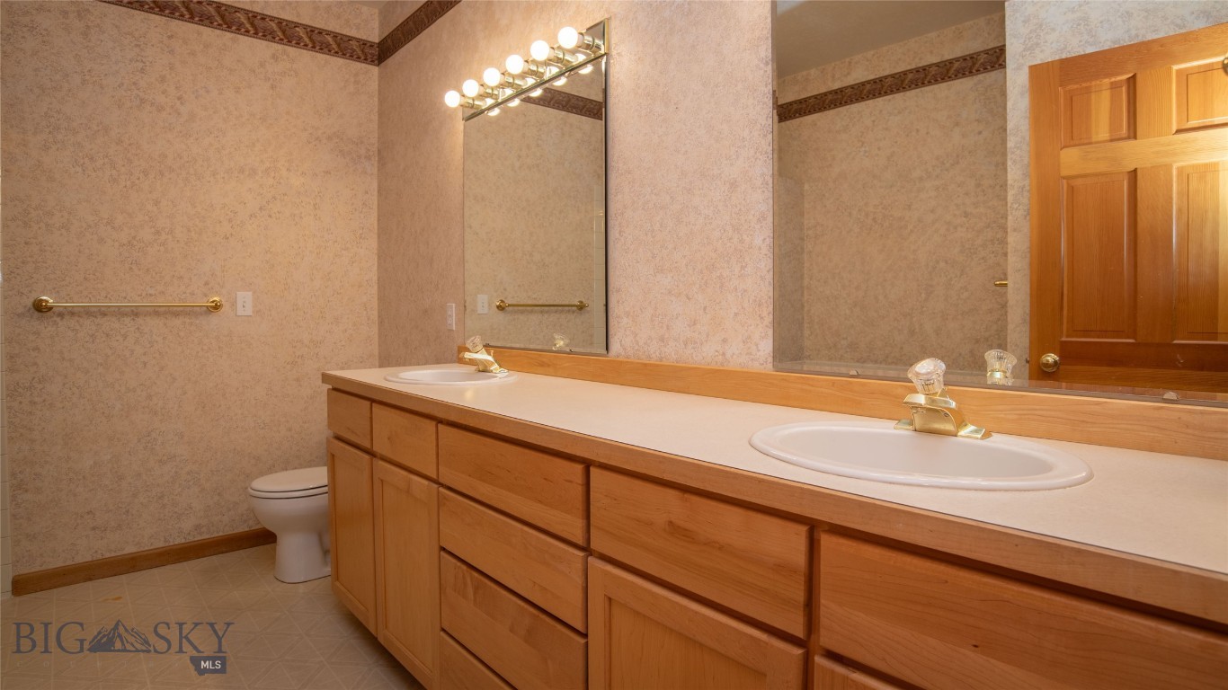 Highwood Est condo - Residential