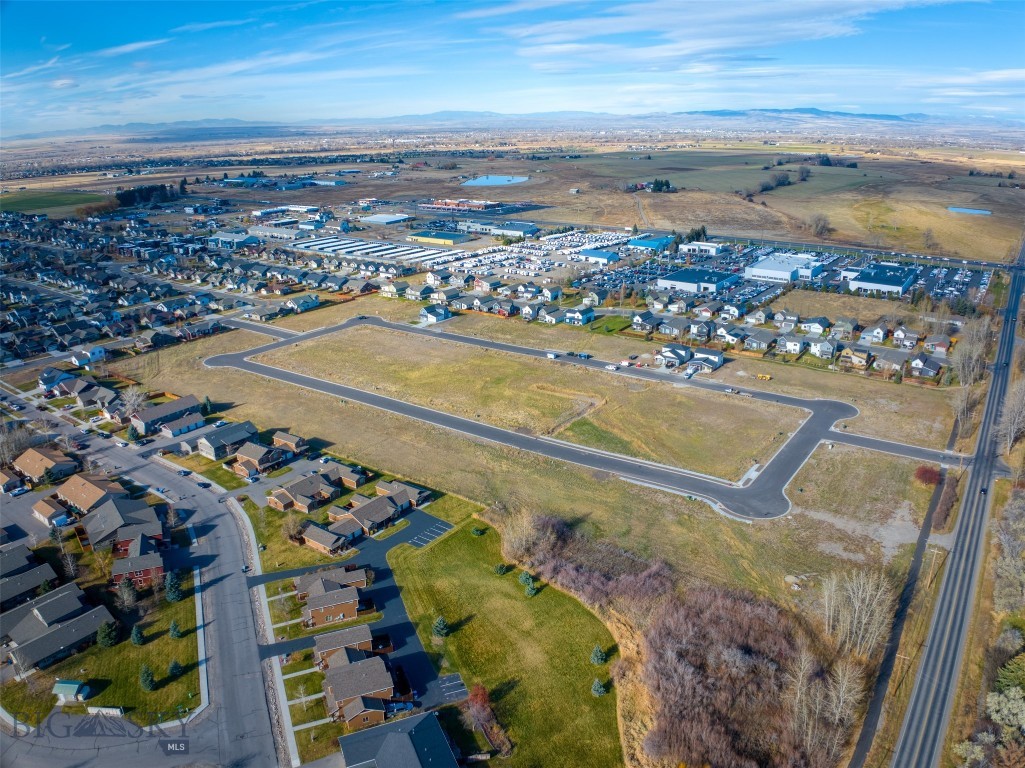 Woodbury Grove - Land