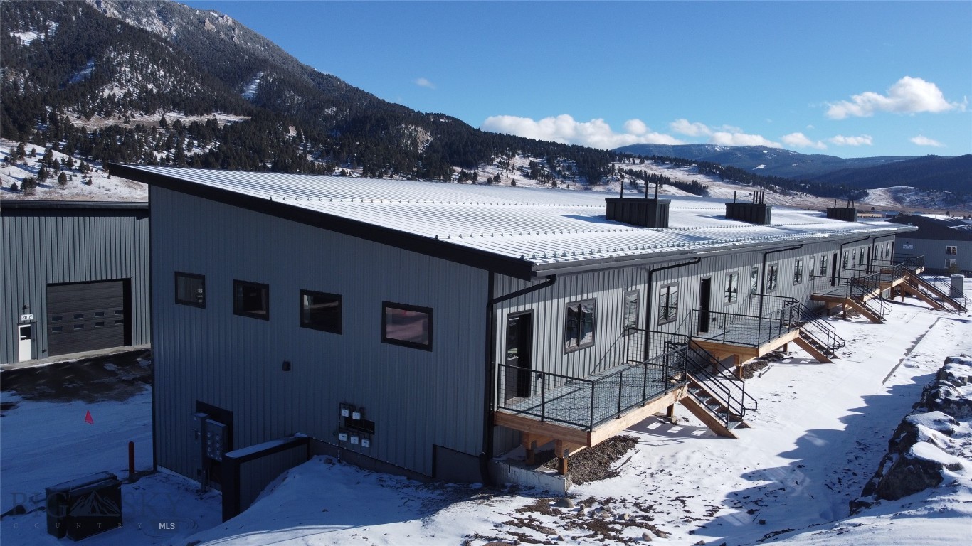 Blackfoot Hills - Commercial Sale