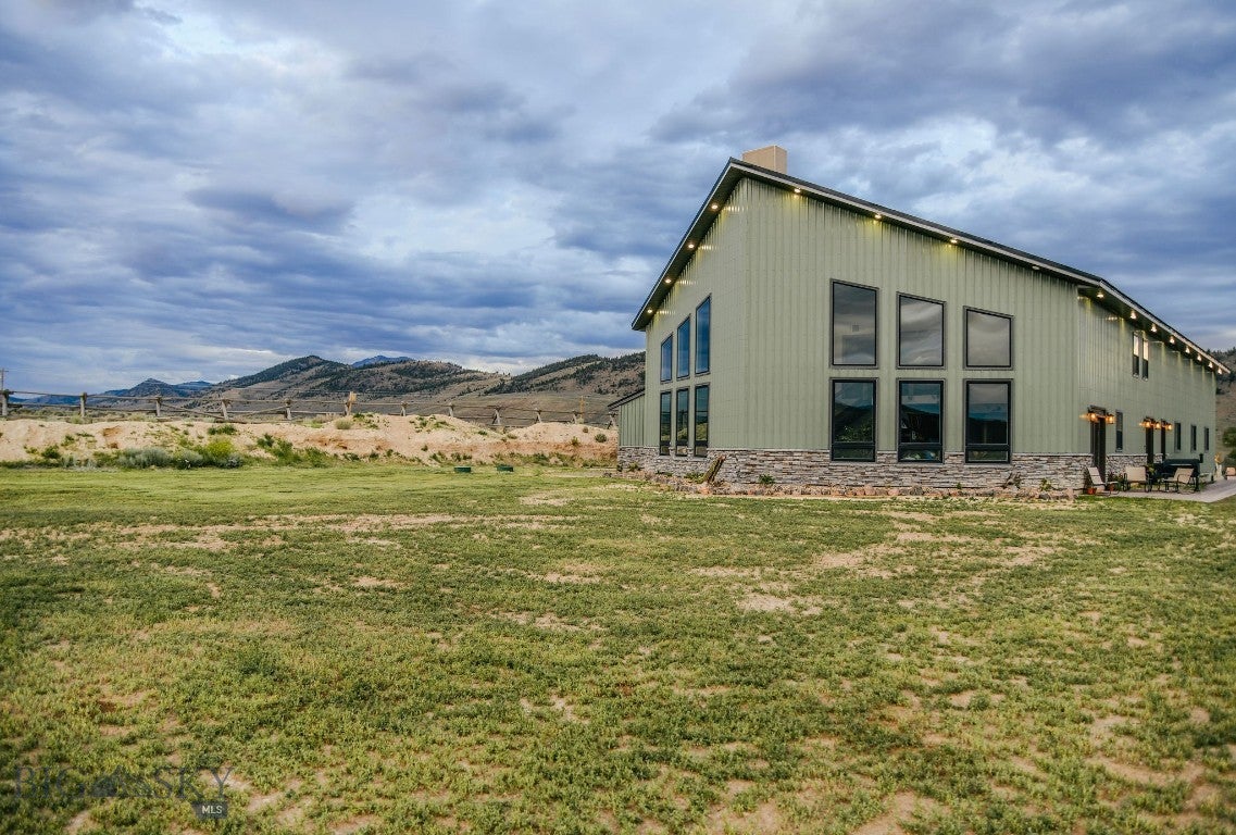 22869 MT Highway 278