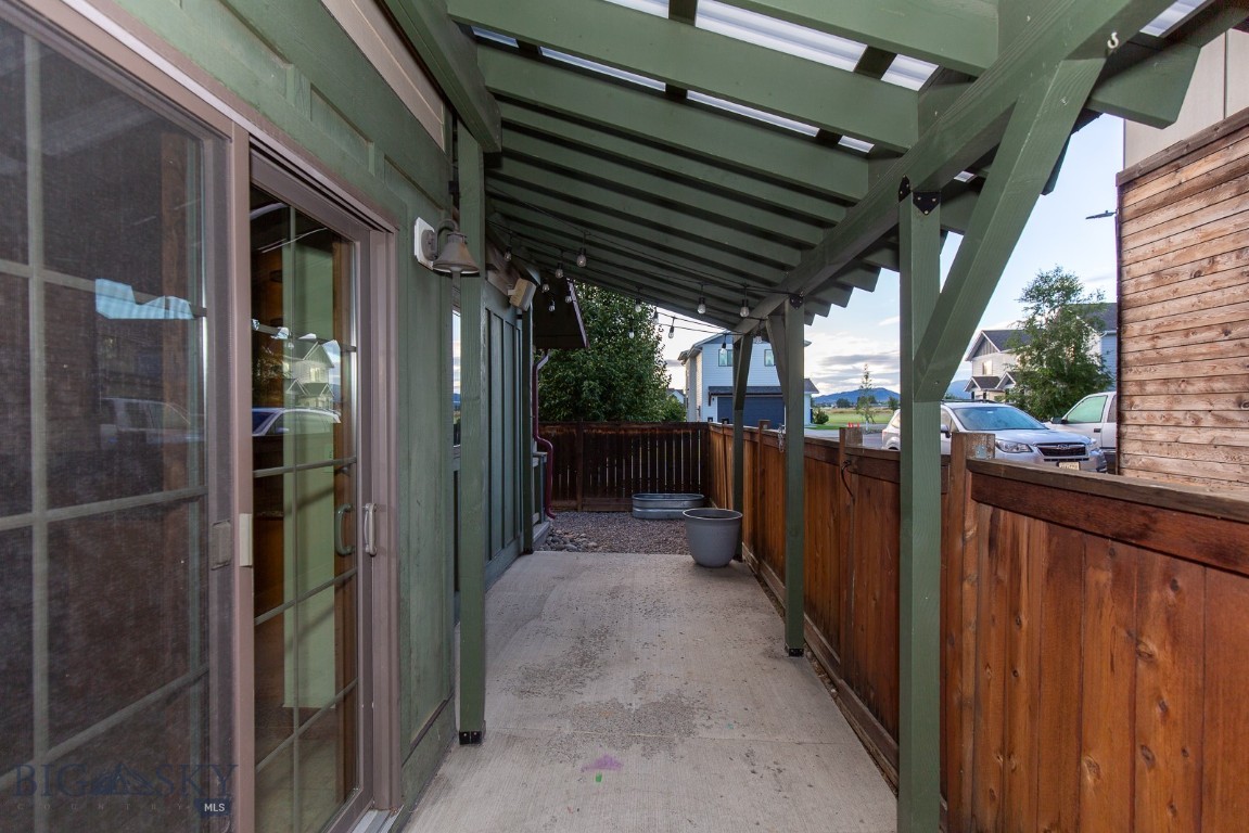 Walton Homestead - Residential
