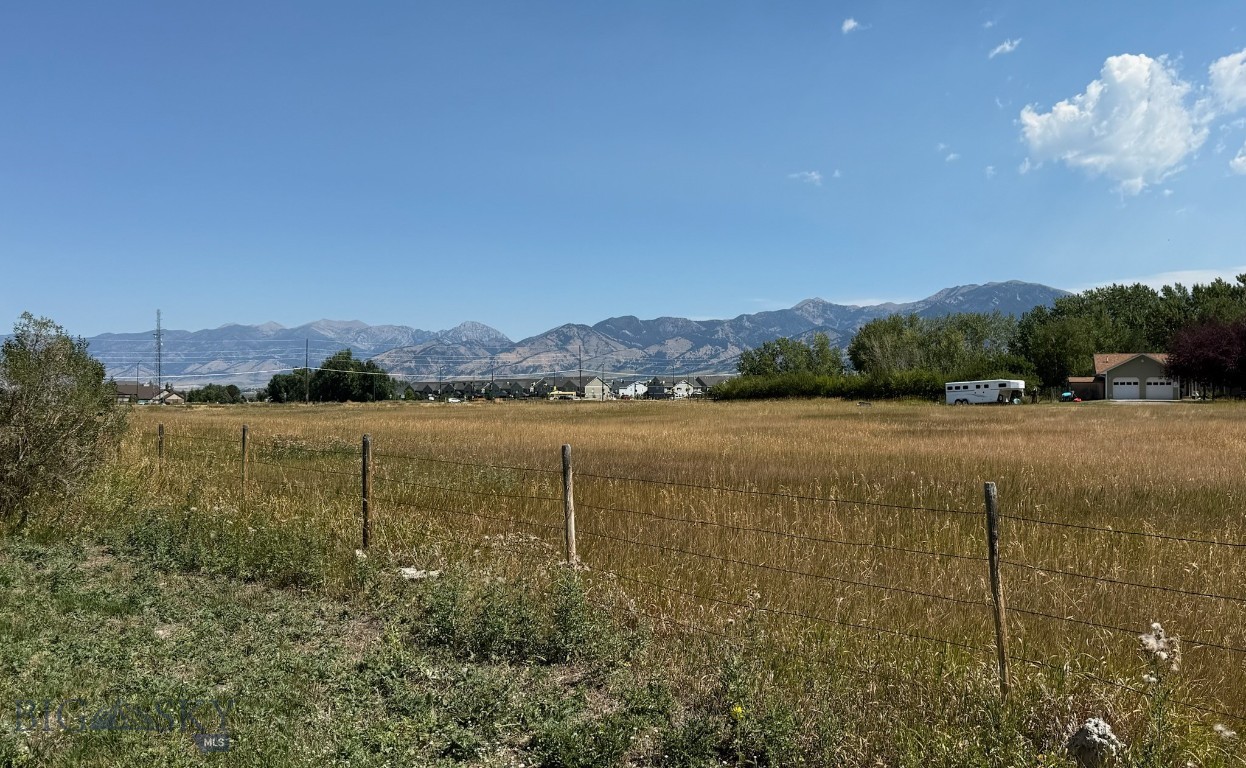 Oak Springs - Land