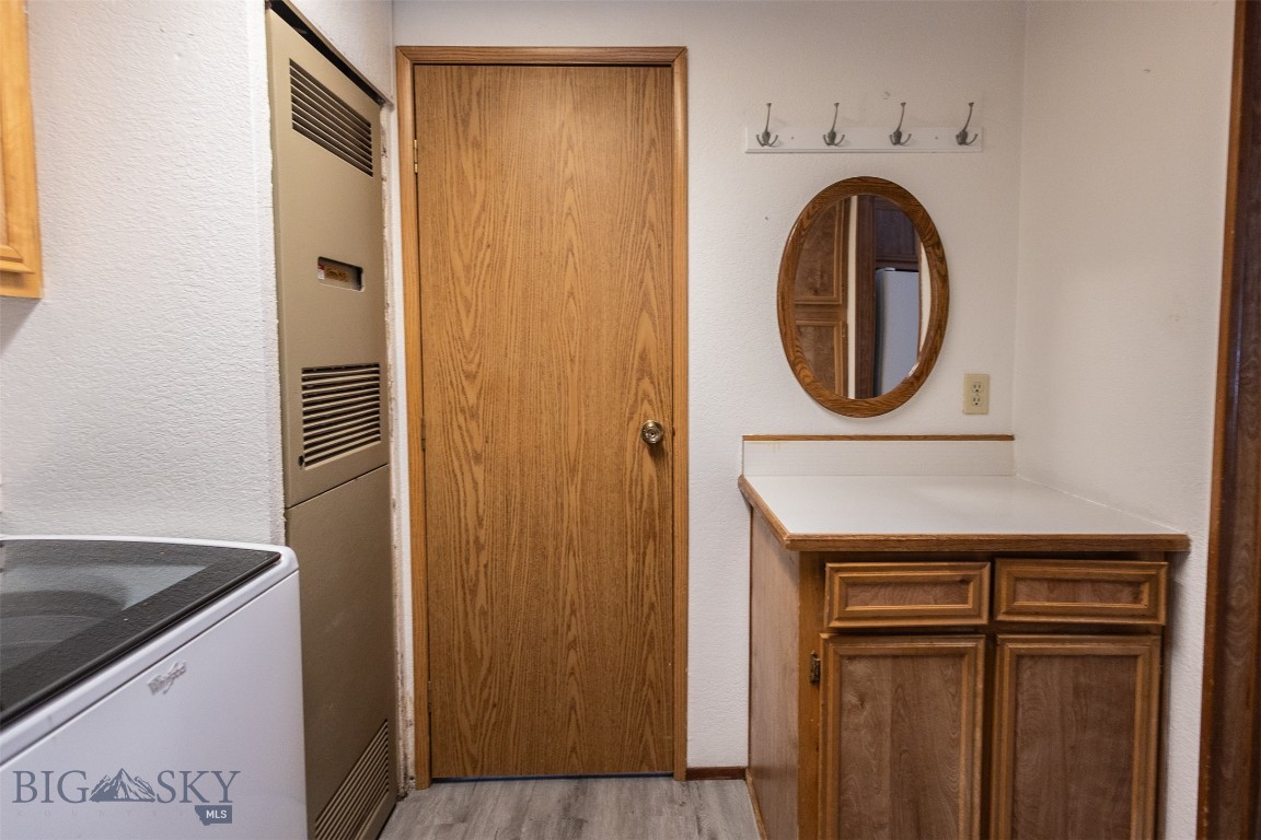 Butte, Montana 59701, United States, 3 Bedrooms Bedrooms, ,2 BathroomsBathrooms,Residential,Contingent,39943