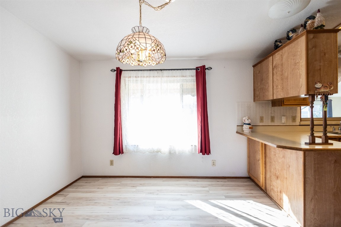 Butte, Montana 59701, United States, 3 Bedrooms Bedrooms, ,2 BathroomsBathrooms,Residential,Contingent,39943