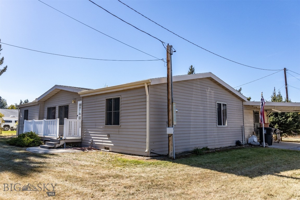 Butte, Montana 59701, United States, 3 Bedrooms Bedrooms, ,2 BathroomsBathrooms,Residential,Contingent,39943