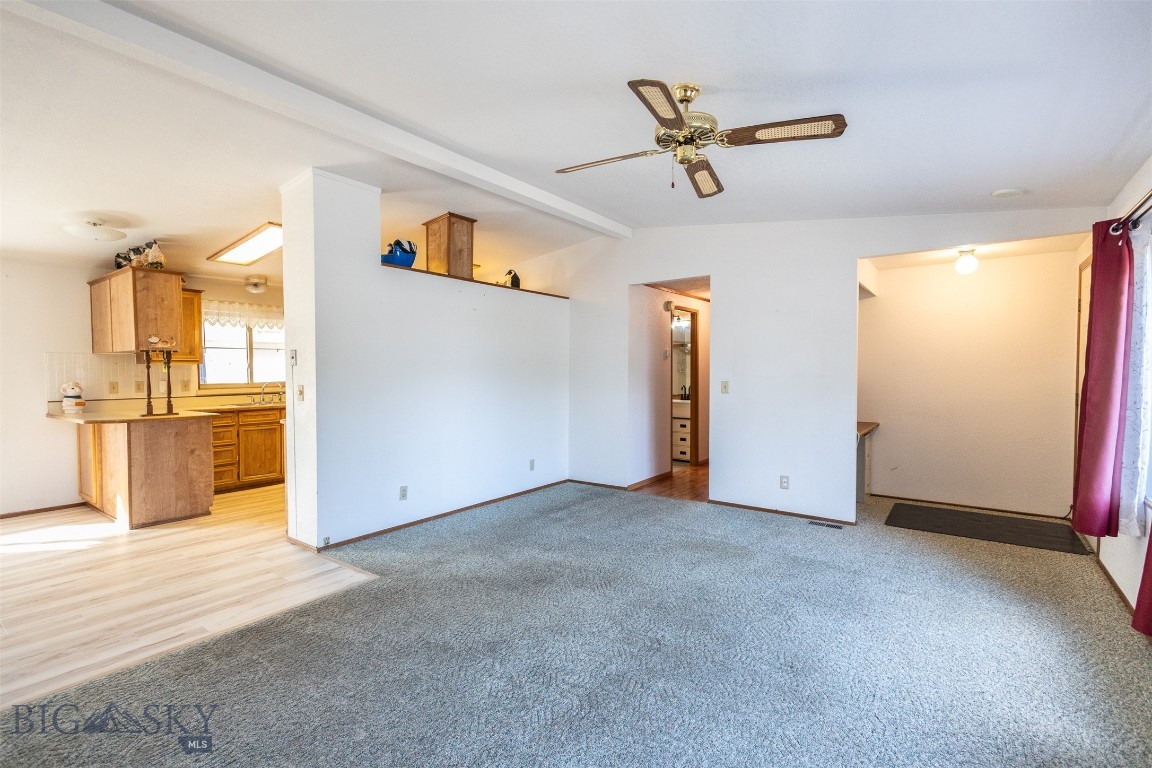 Butte, Montana 59701, United States, 3 Bedrooms Bedrooms, ,2 BathroomsBathrooms,Residential,Contingent,39943