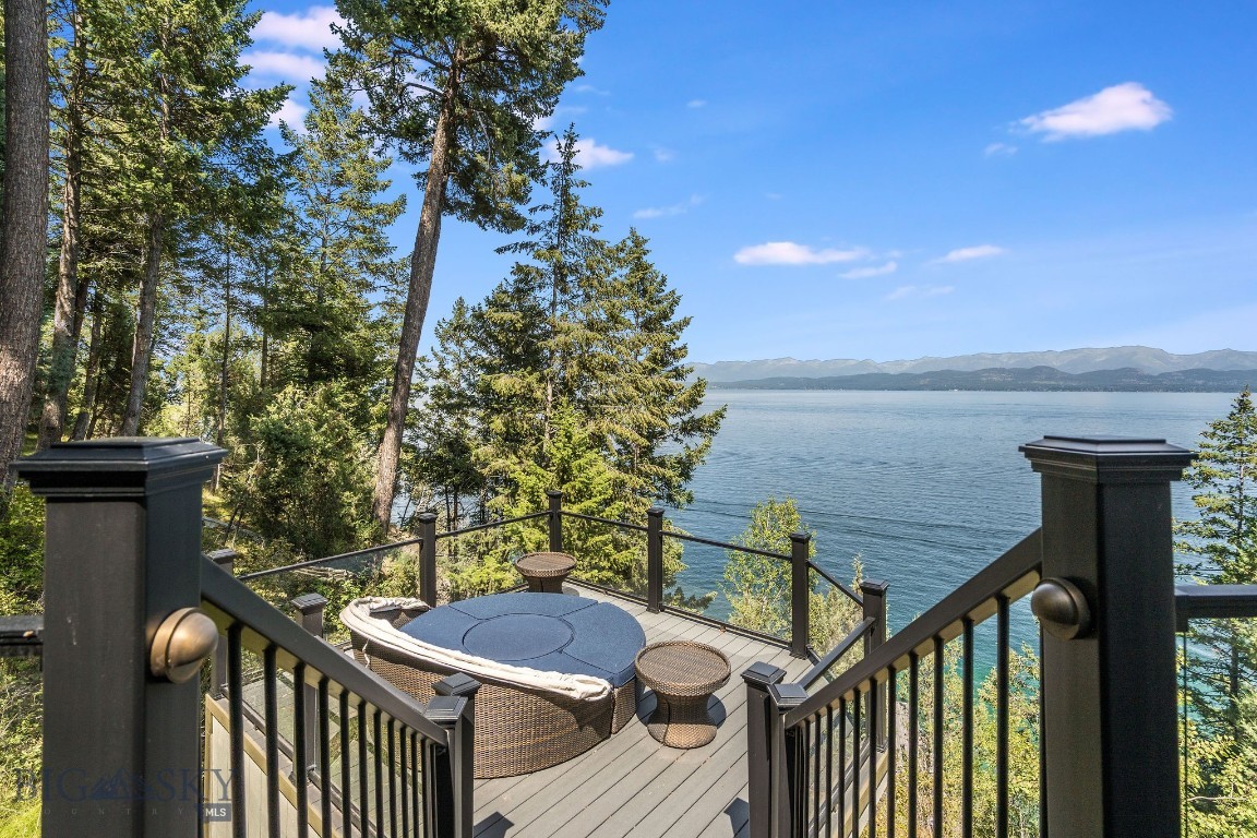 953 Angel Point Road