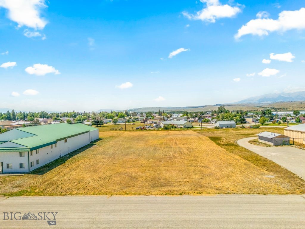 TBD Centennial Dr