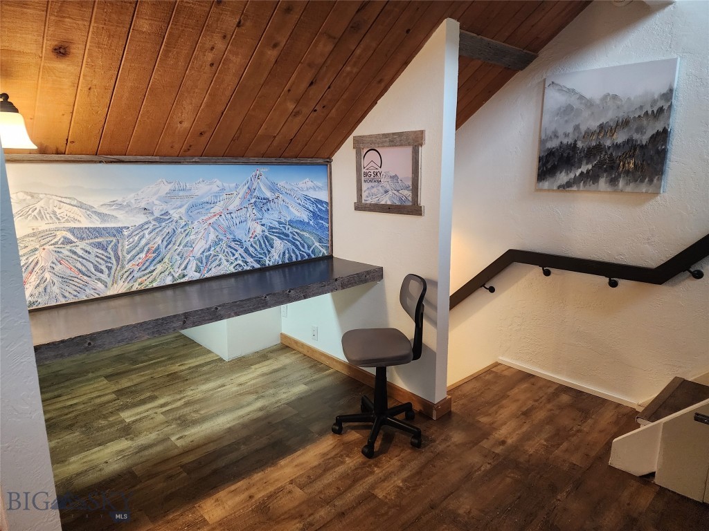 Hill Condos - Residential