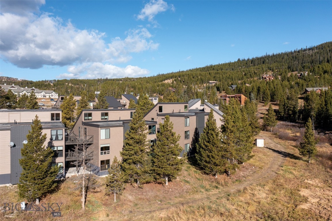 Hill Condos - Residential