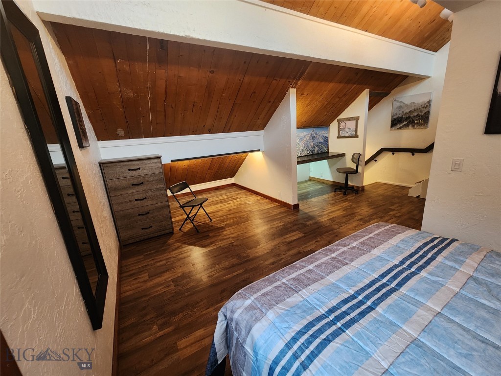 Hill Condos - Residential
