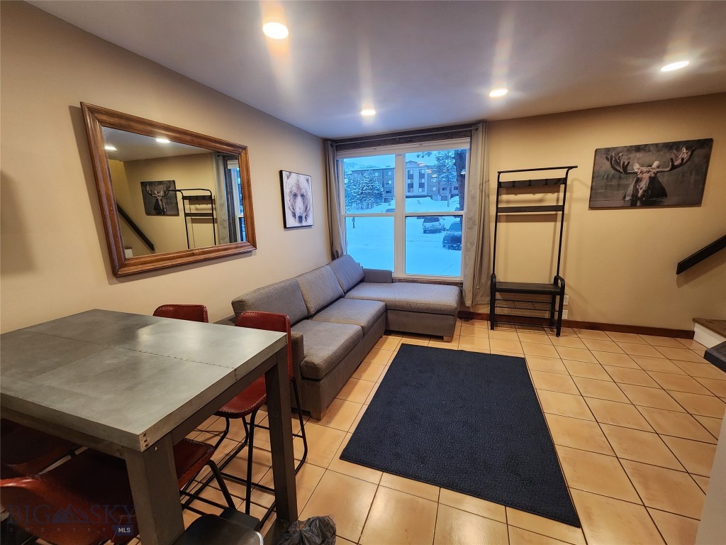 Hill Condos - Residential