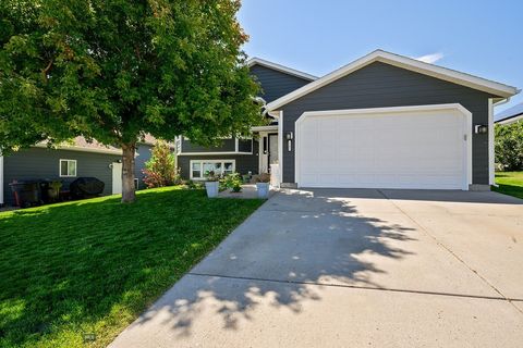 Photo of 1206 Matador Avenue, Billings, MT 59105 (MLS # 412907)