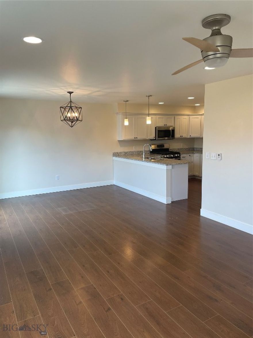 Nearly new condition for this one-level, two bedroom, two bath condo featuring a private fenced lawn and patio area, attached single garage, all close to the Regional 100-acre park, shopping and schools.  This unit is lightly lived in and currently vacant for quick occupancy!