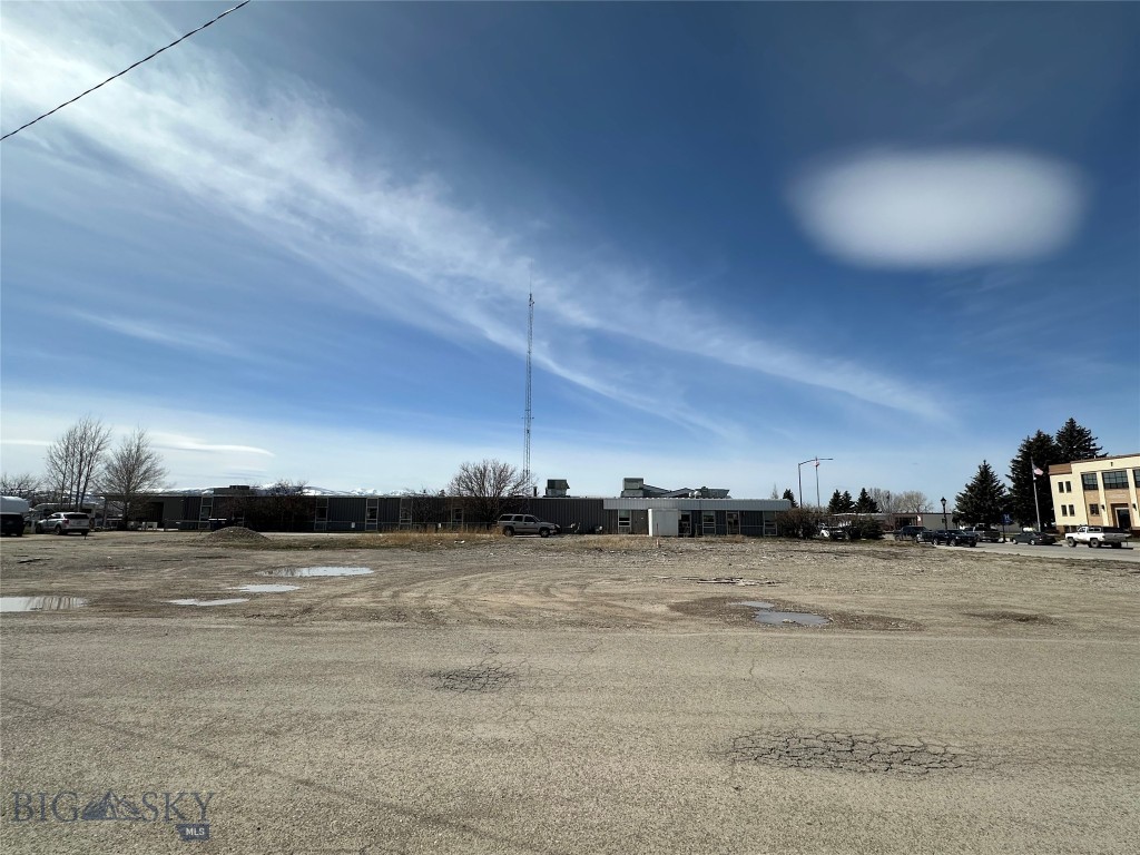 12 W Main Street