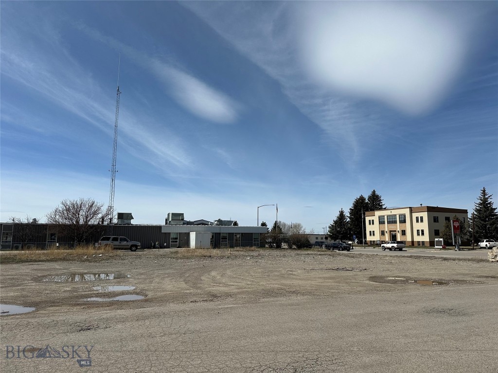 12 W Main Street