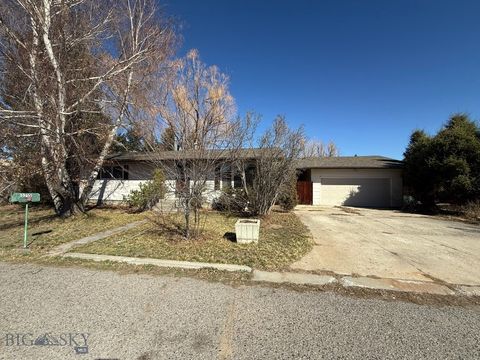 Photo of 3215 Quincy Street, Butte, MT 59701 (MLS # 409765)