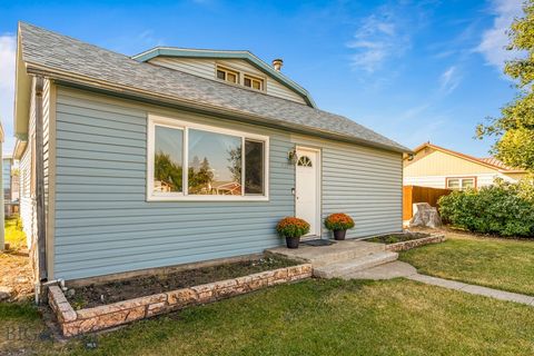 Photo of 407 West 2nd Ave Ave, Big Timber, MT 59011 (MLS # 405613)