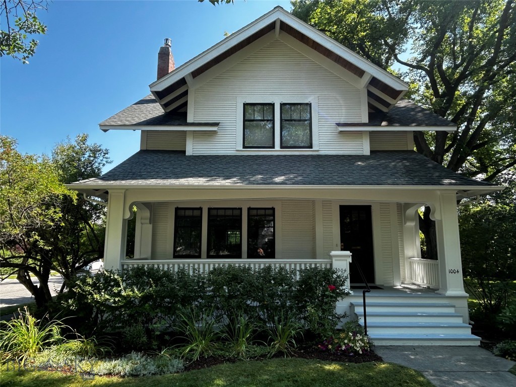 1004 S Willson