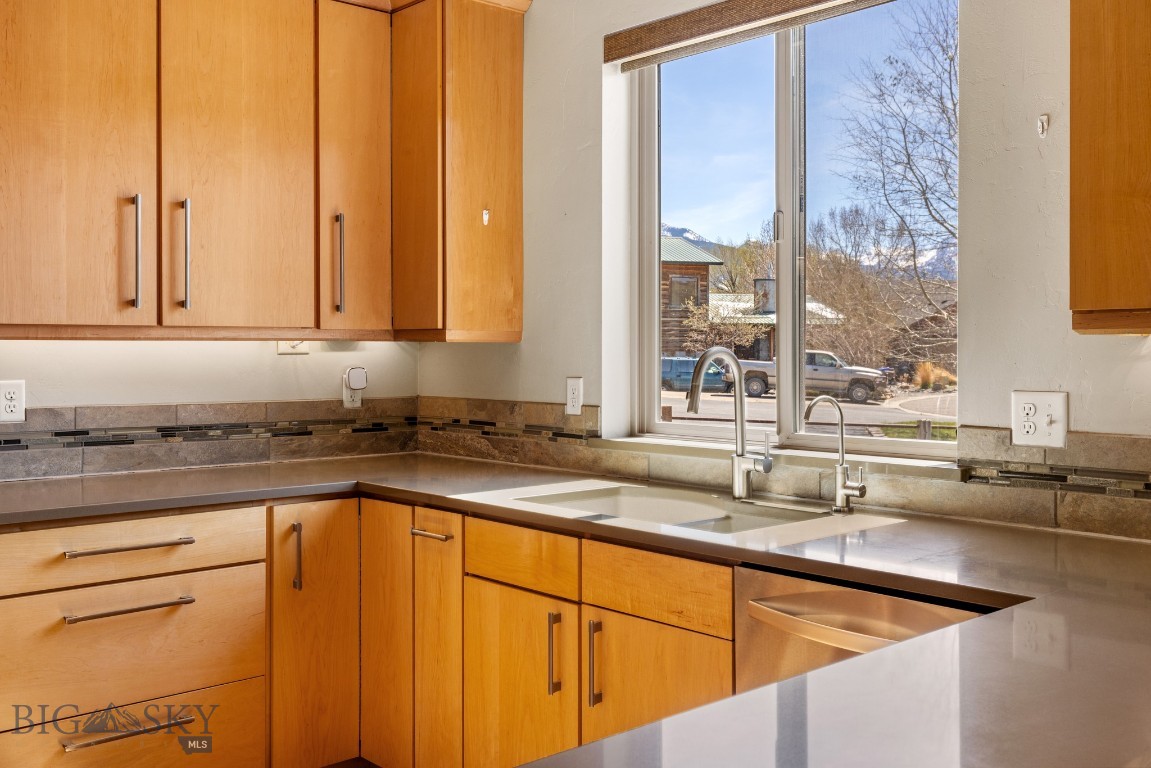Riverside Addition - Residential