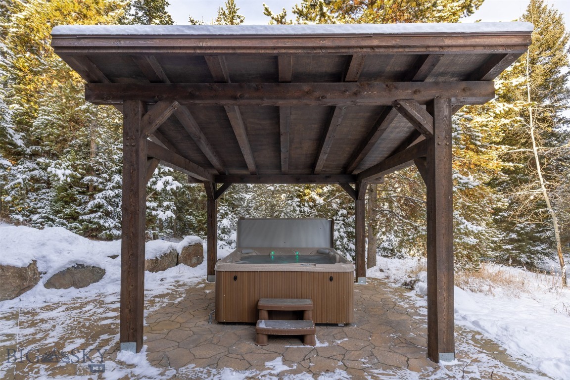 Aspen Groves - Residential