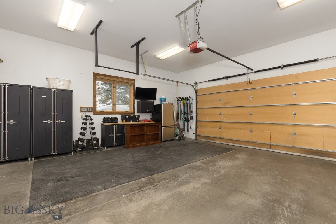 Aspen Groves - Residential