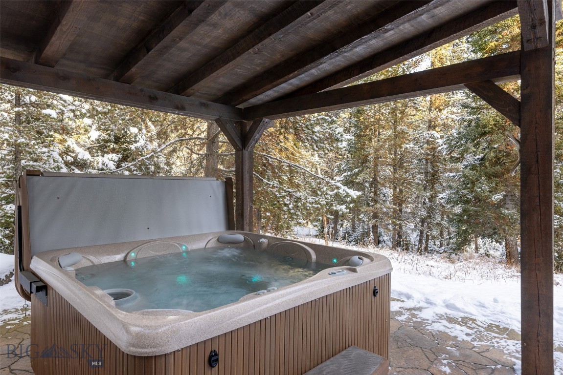 Aspen Groves - Residential