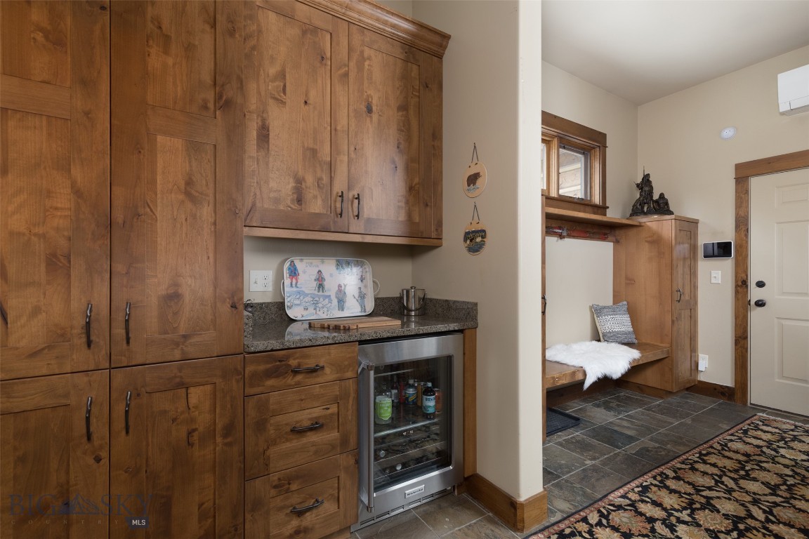 Aspen Groves - Residential