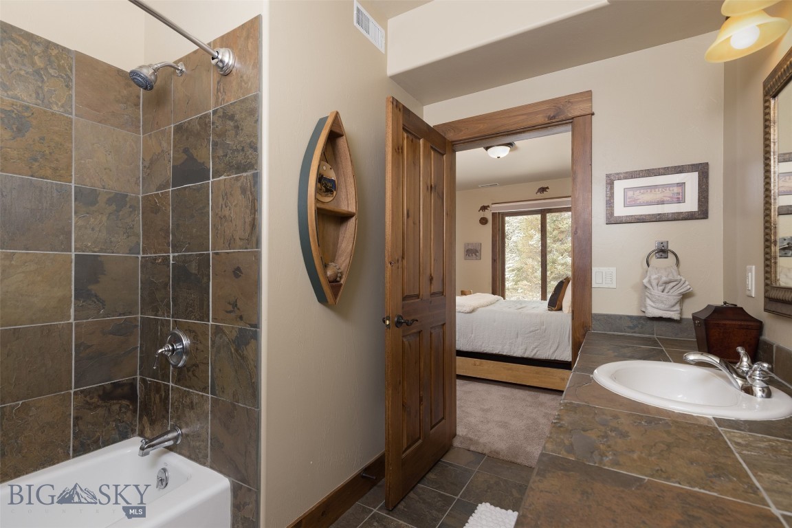 Aspen Groves - Residential