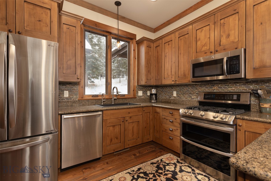 Aspen Groves - Residential