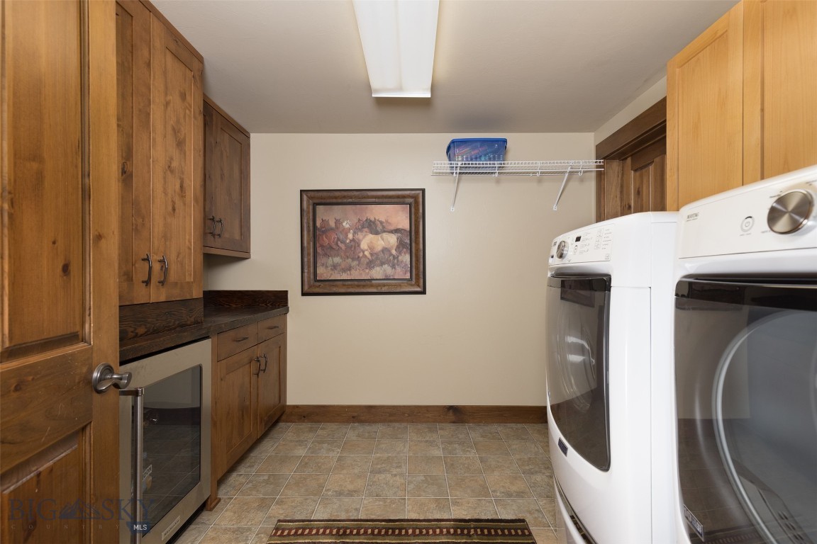 Aspen Groves - Residential