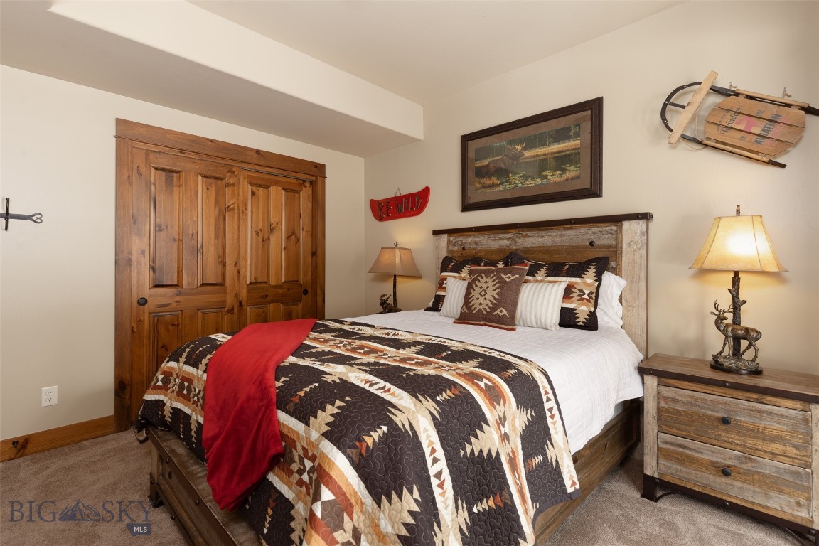 Aspen Groves - Residential