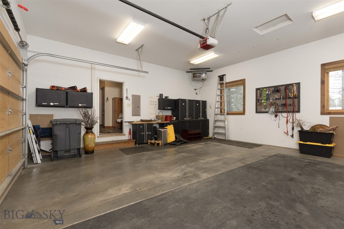 Aspen Groves - Residential