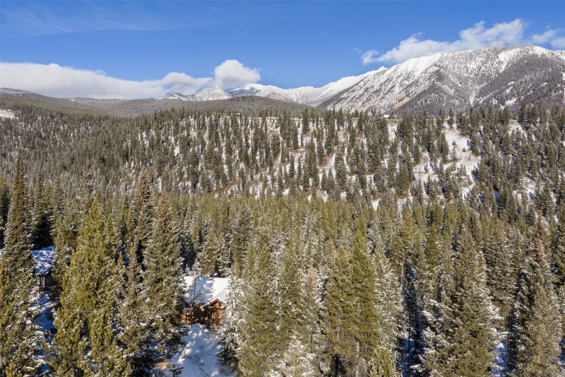 Aspen Groves - Residential