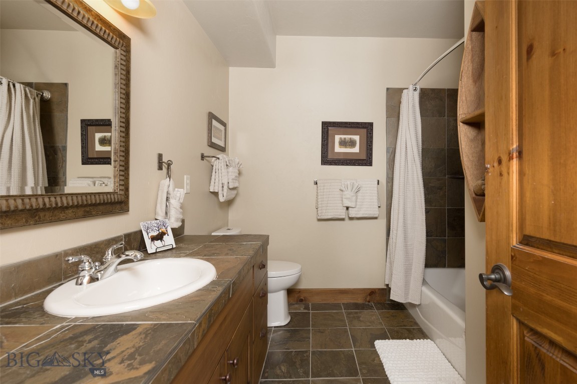 Aspen Groves - Residential