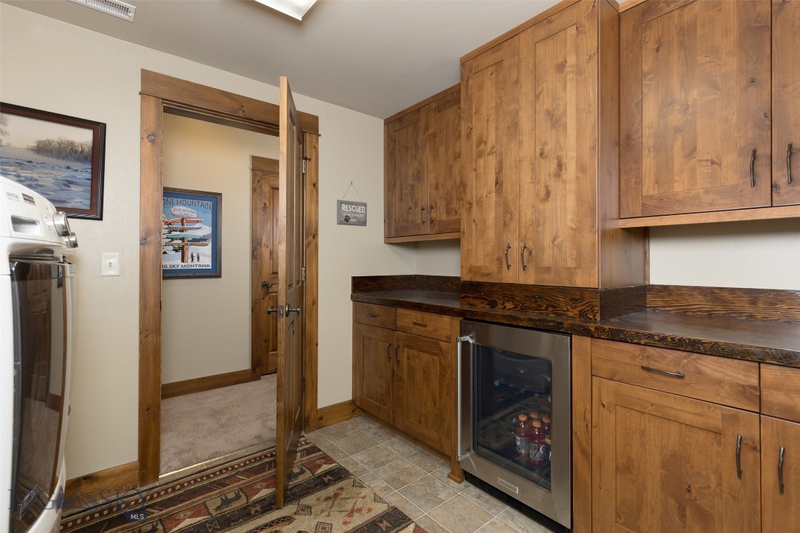 Aspen Groves - Residential