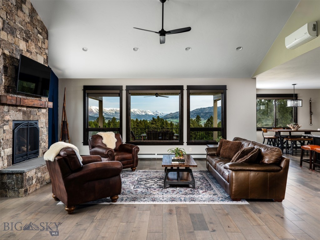 449 Minni Hall Road