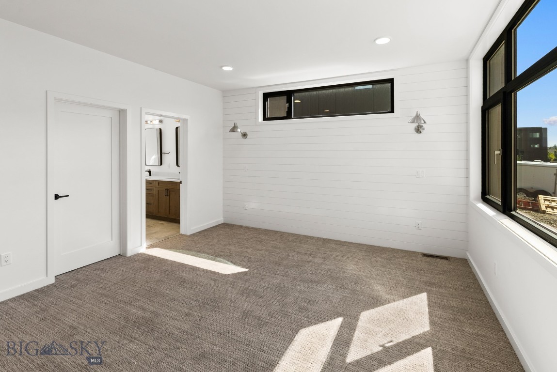 Bozeman, Montana 59718, United States, 4 Bedrooms Bedrooms, ,3 BathroomsBathrooms,Residential,Contingent,70584