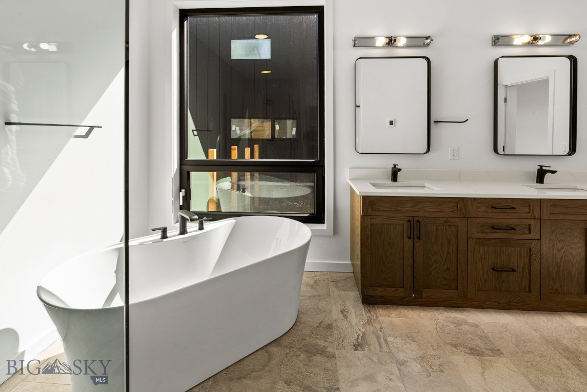 Bozeman, Montana 59718, United States, 4 Bedrooms Bedrooms, ,3 BathroomsBathrooms,Residential,Contingent,70584