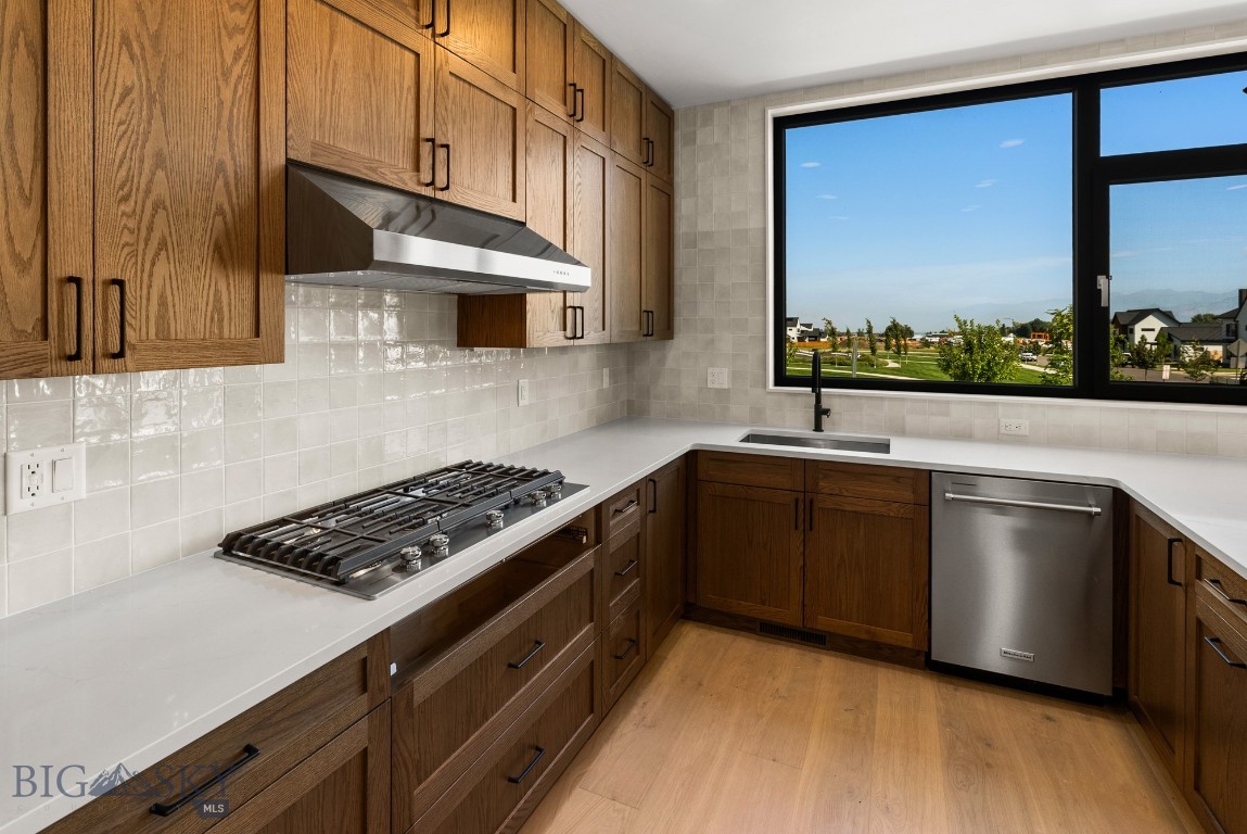 Bozeman, Montana 59718, United States, 4 Bedrooms Bedrooms, ,3 BathroomsBathrooms,Residential,Contingent,70584