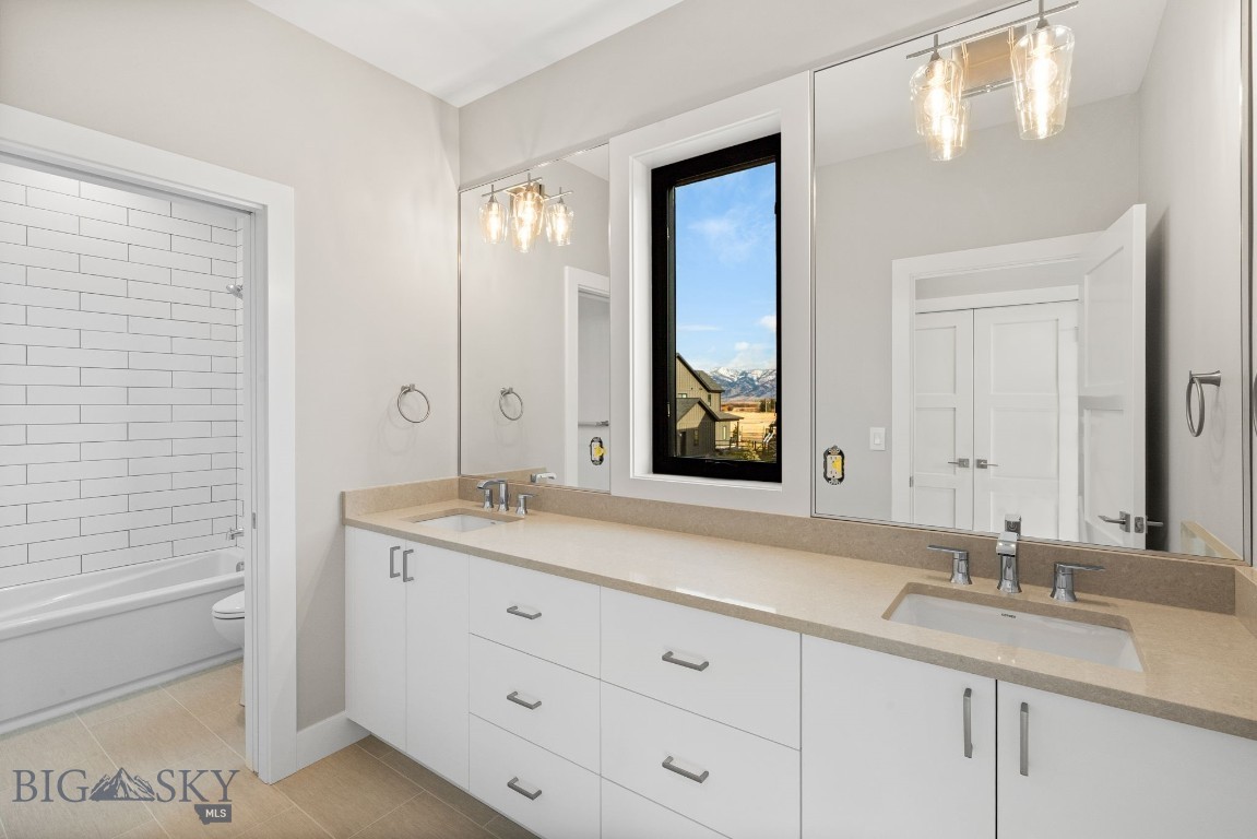 Creekside Meadows - Residential