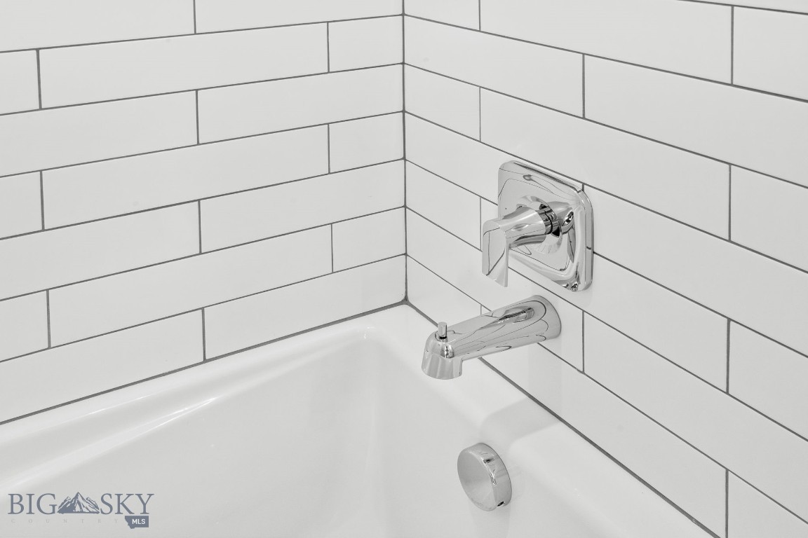 Creekside Meadows - Residential