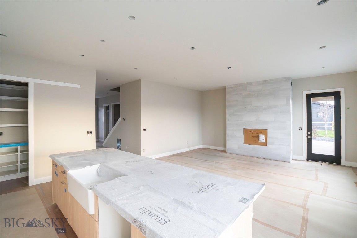 Creekside Meadows - Residential