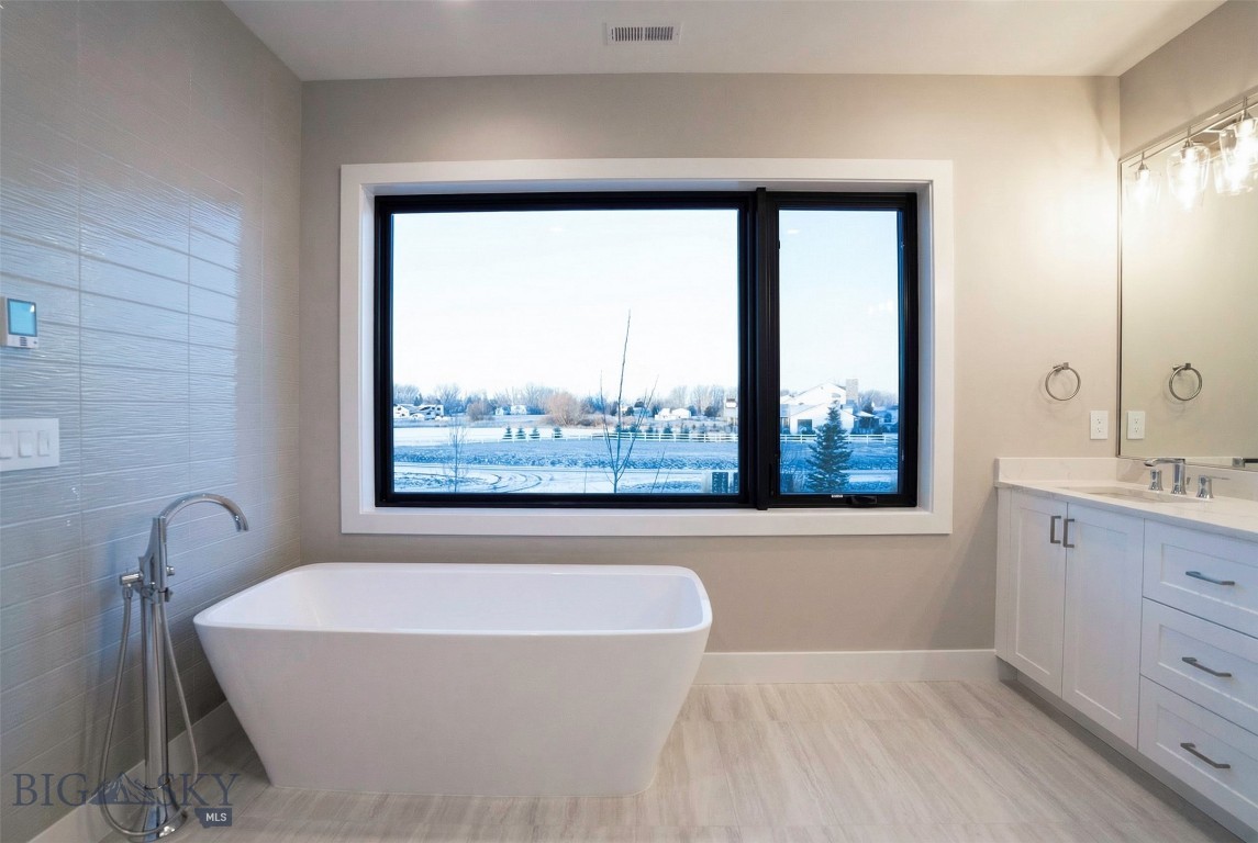 Creekside Meadows - Residential