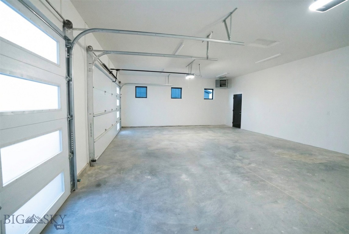 Creekside Meadows - Residential