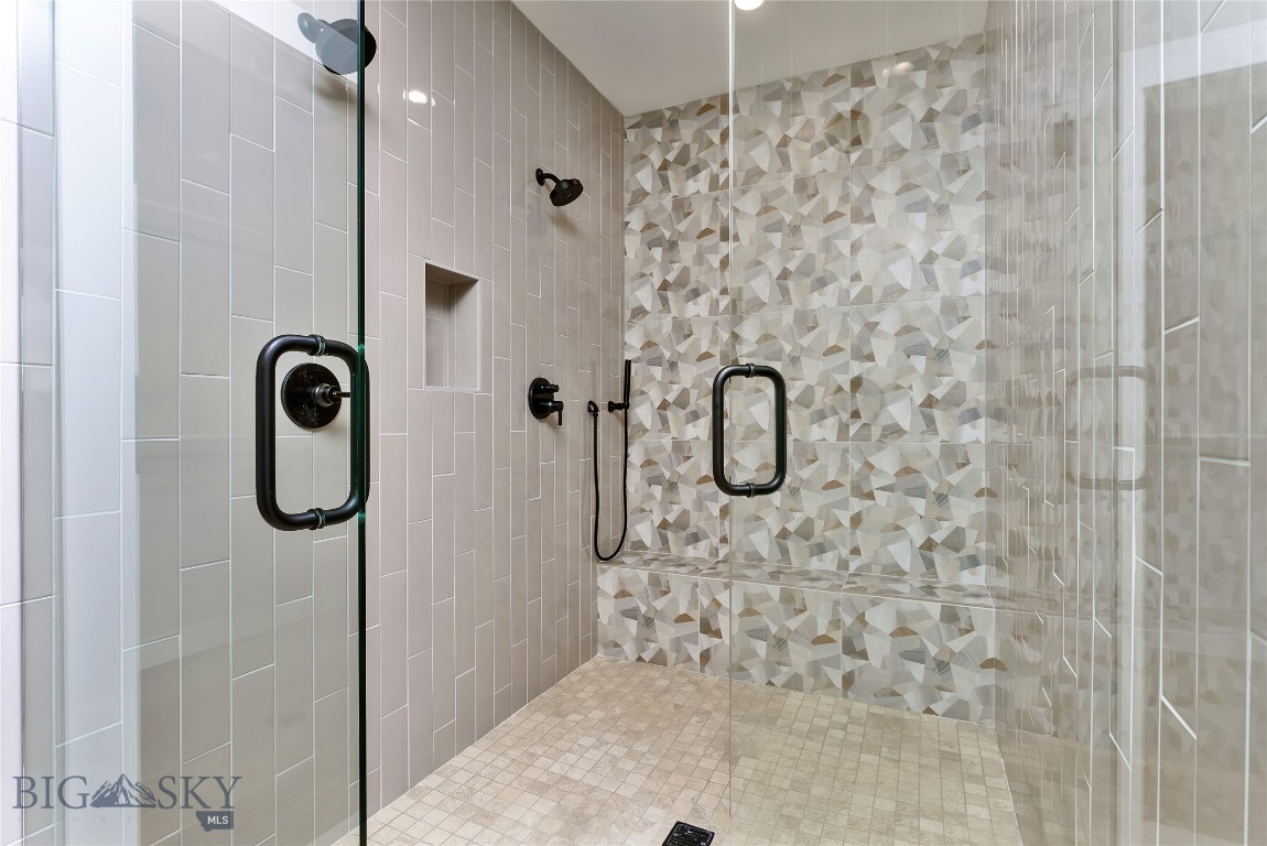 Creekside Meadows - Residential