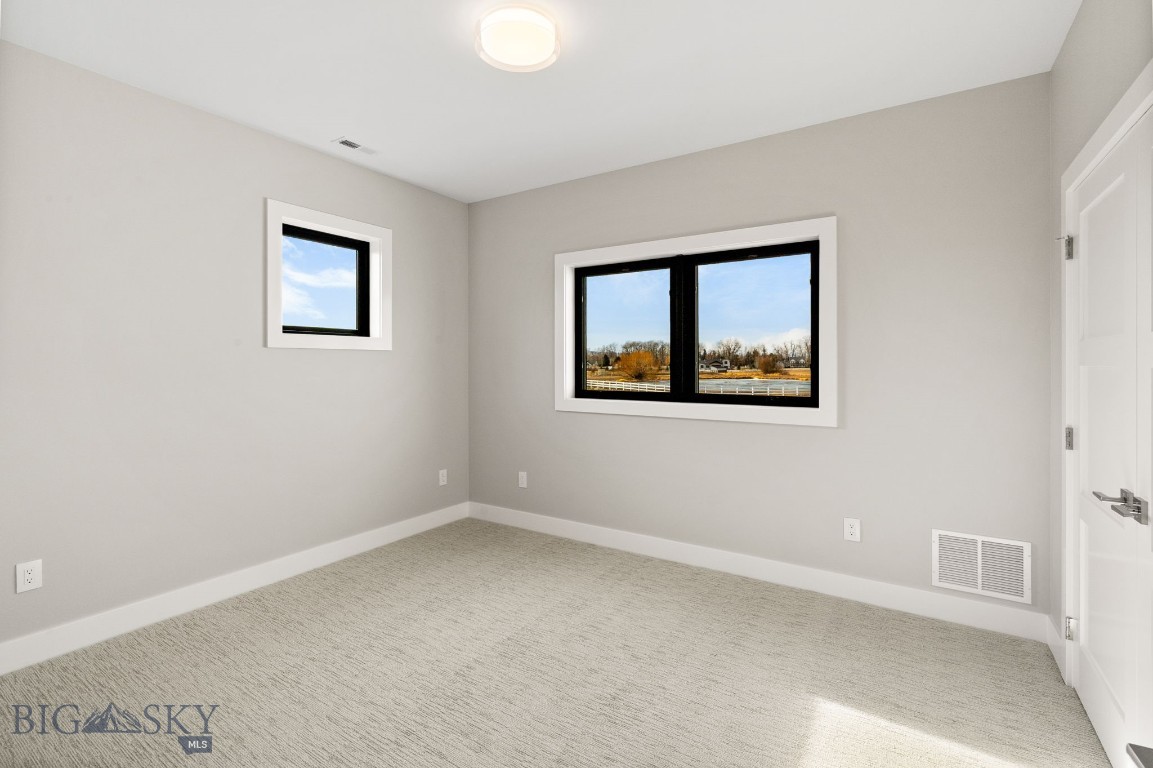 Creekside Meadows - Residential